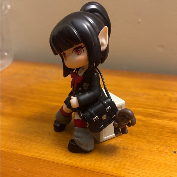 Vampire school girl Rolife - Picture 3 of 3